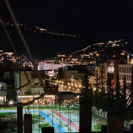 City Center Apartment Berat Esterno foto